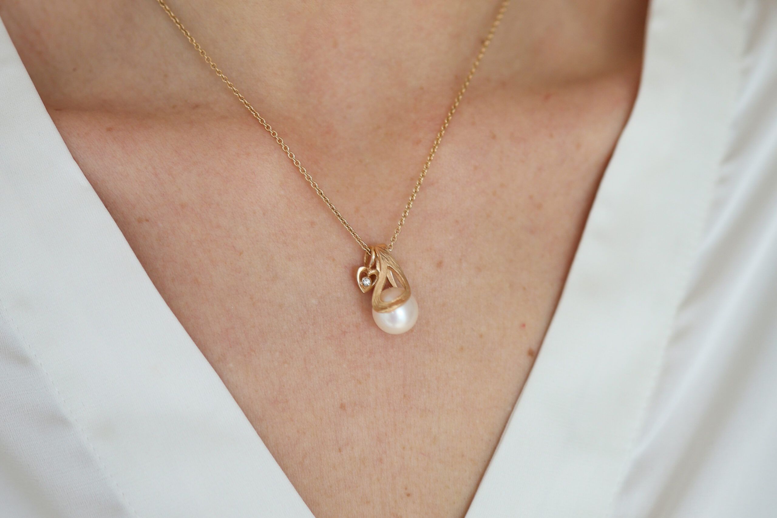 Open your heart vedhæng 14 kt. 0,02 ct. TW/VS