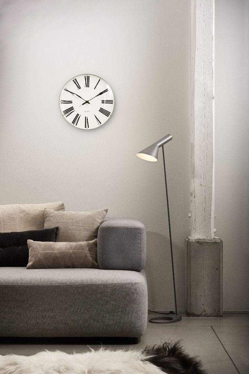 Arne Jacobsen Vægur Roman 29cm