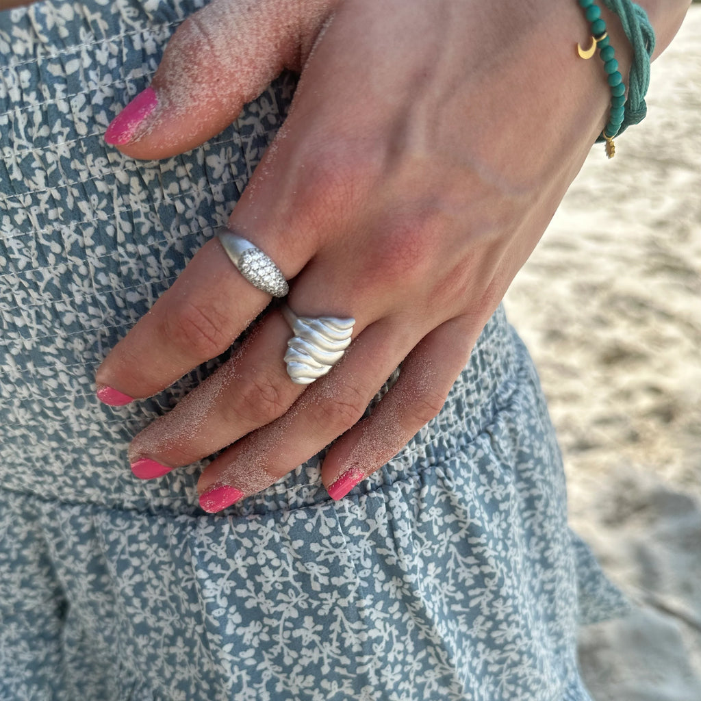 By Biehl Ocean Flow Sparkle ring