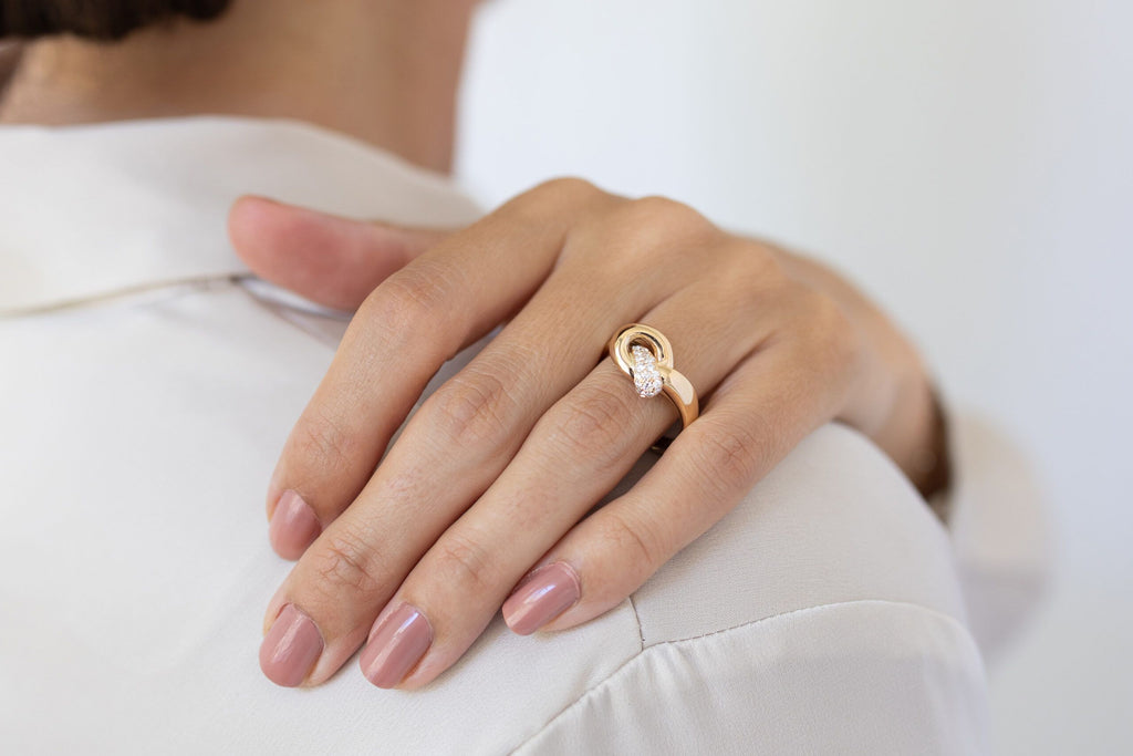 Knude ring 14 kt. 0,26 ct. TW/VS